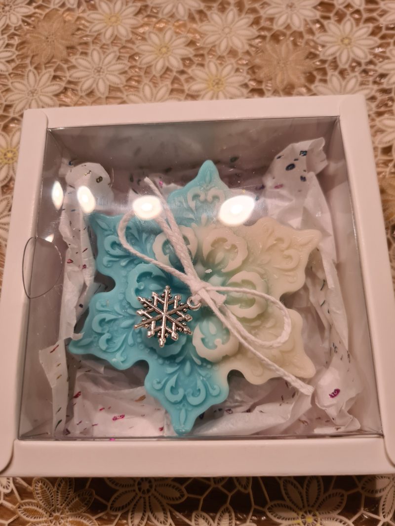Christmas scented candle gift, sock filler, snow flake, secret santa