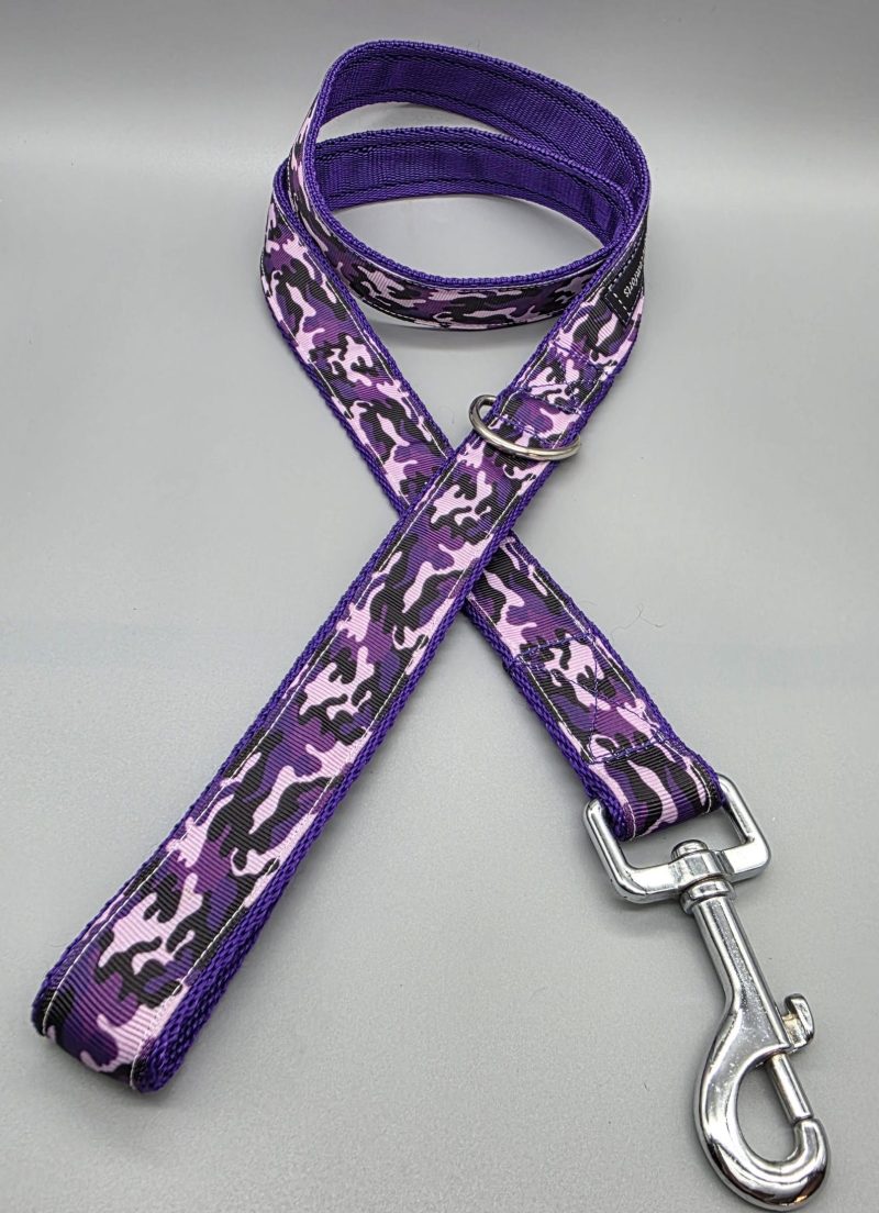 purple camo dog lead to show example of lead
