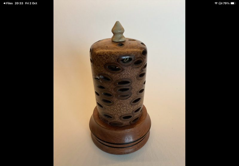 Cone incense burner