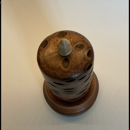 Cone incense burner