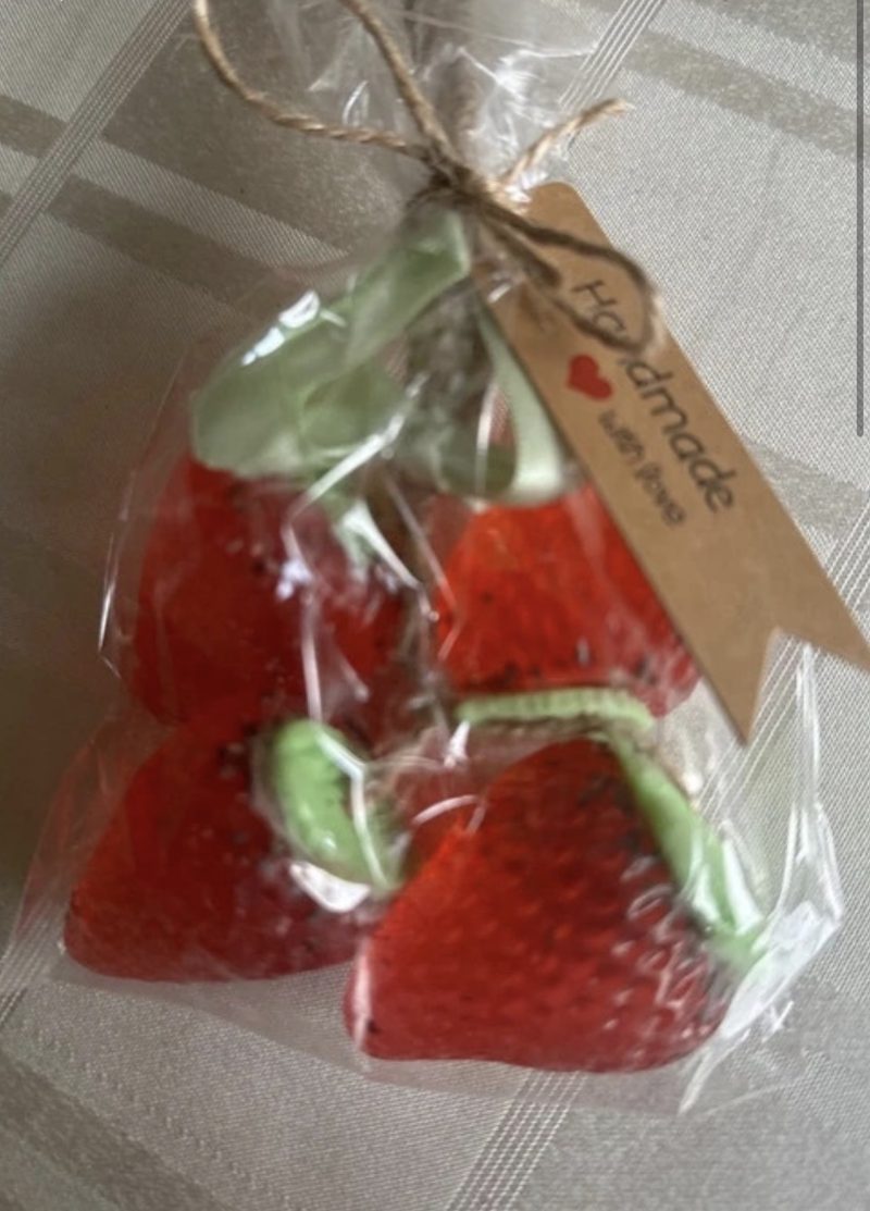 Handmade strawberry shaped glycerin soap-strawberry scent-110 g
