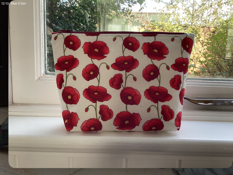 Stunning Red/White Cotton Poppy Print Handmade, Zipped, Lined, Make Up/Cosmetic/Wash Bag