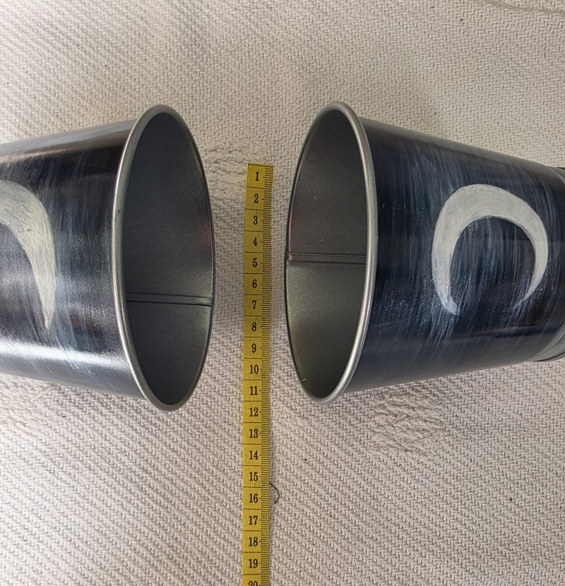 Hand painted 10cm Metal Pots
