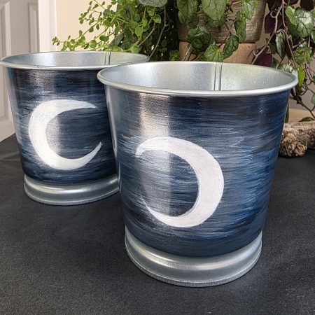 Hand painted 10cm Metal Pots