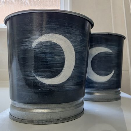 Hand painted 10cm Metal Pots