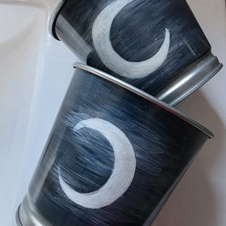 Hand painted 10cm Metal Pots