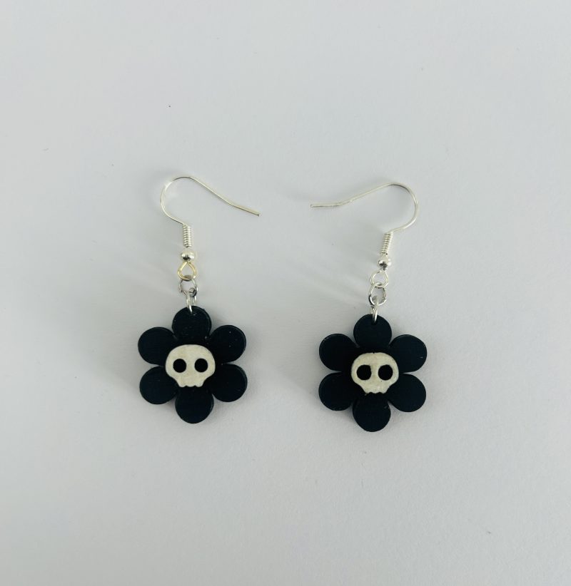 Handmade Halloween Flower Earrings: Pumpkins or Skulls