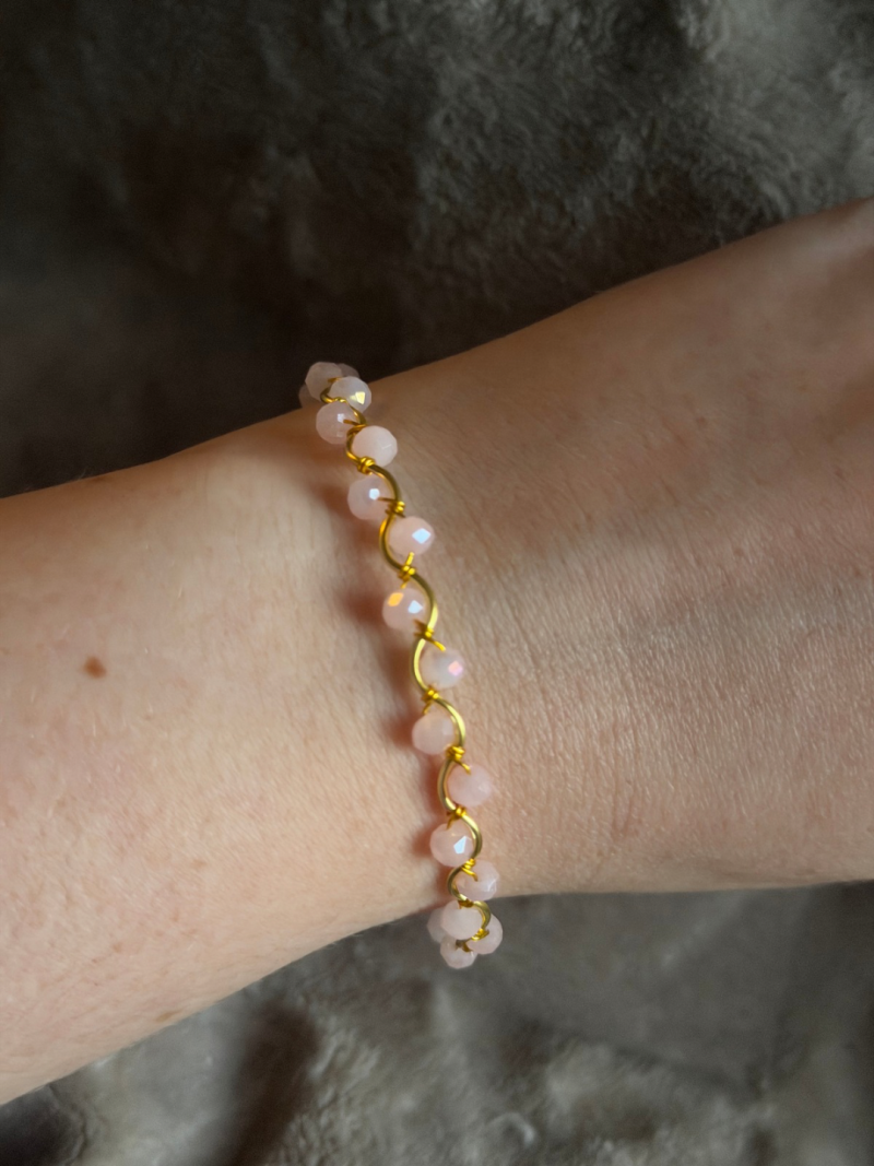18k Gold Plated light pink crystal wavy adjustable bracelet