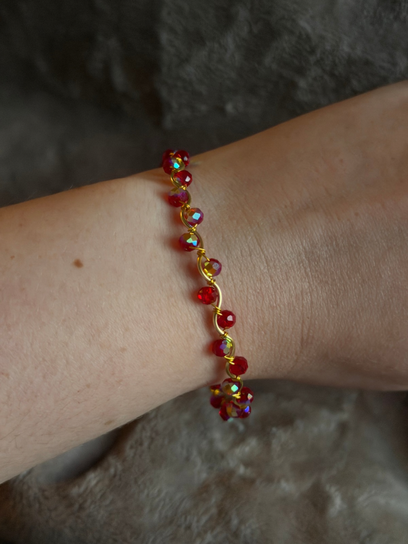 18k Gold Plated Red crystal wavy adjustable bracelet