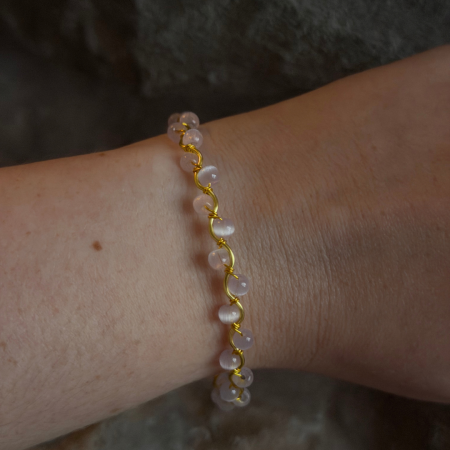18k Gold Plated light pink cat eye wavy adjustable bracelet