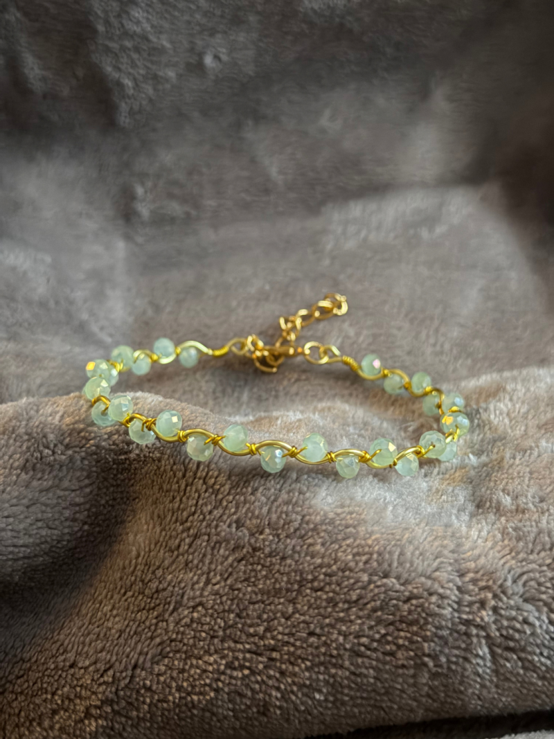 18k Gold Plated light green crystal wavy adjustable bracelet