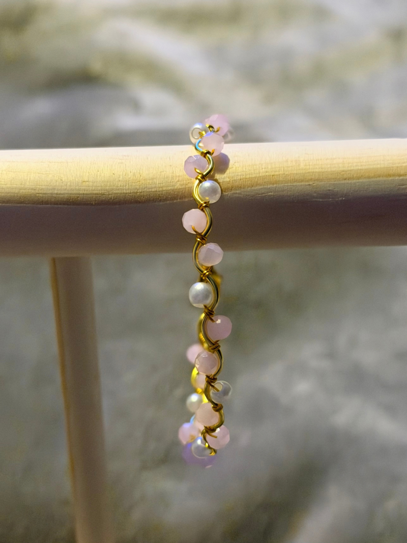 18k Gold Plated light pink crystal and pearl wavy adjustable bracelet