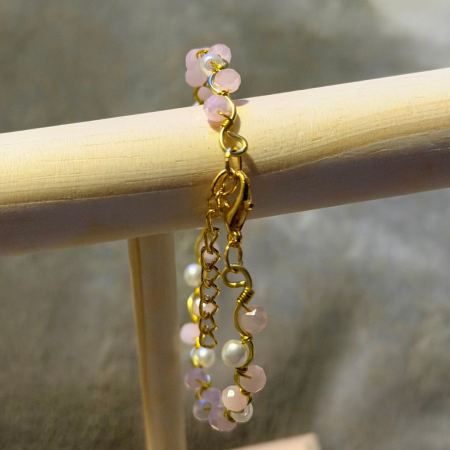 18k Gold Plated light pink crystal and pearl wavy adjustable bracelet
