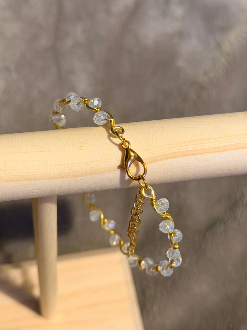 18k Gold Plated clear crystal wavy adjustable bracelet