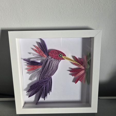 Hummingbird in pink amd purple