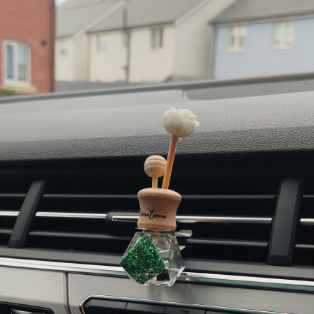 Car Air Freshener Vent Clip – Diamond Veil, Amber & Tonka car perfume