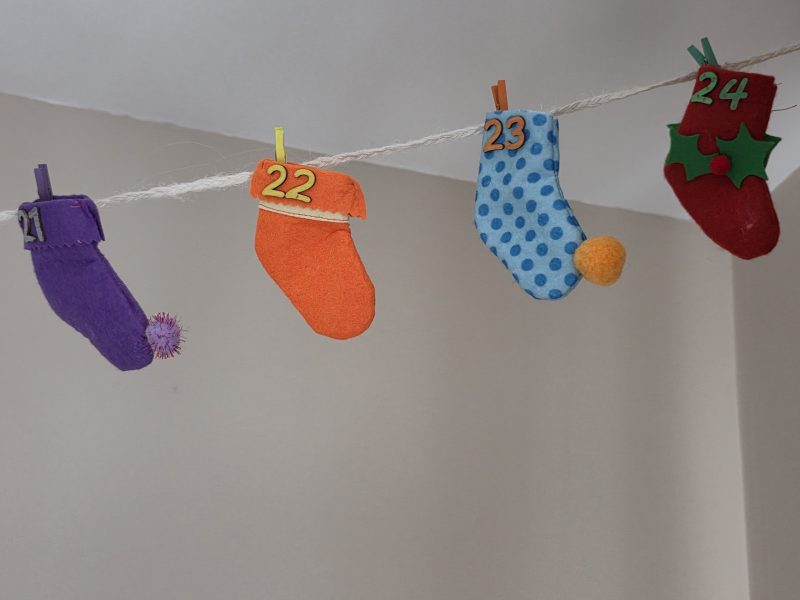 24-Stocking Advent Calendar Garland with Wooden Numbers and Hemp Twine
