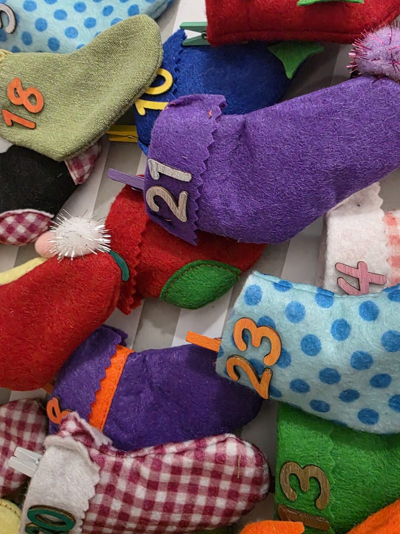 24-Stocking Advent Calendar Garland with Wooden Numbers and Hemp Twine