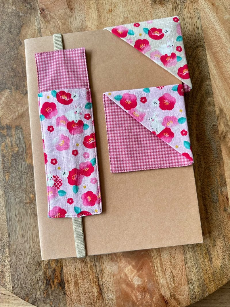 Fabric Pen Holder and Corner Bookmarks, Japanese Rabbit Print, Origami Page Marker, Books Lover Gift