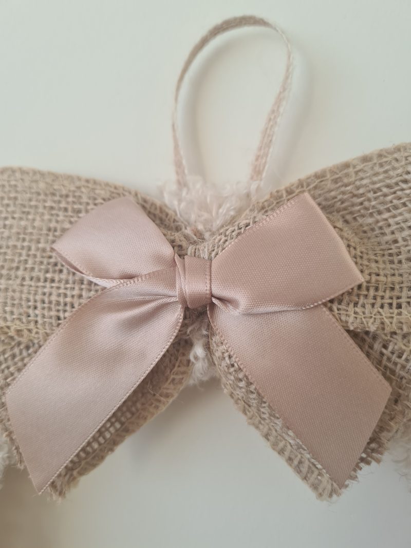 Handmade Beige Teddy Yarn Wreath 26cm Wooden Heart Decor & Hessian Bow