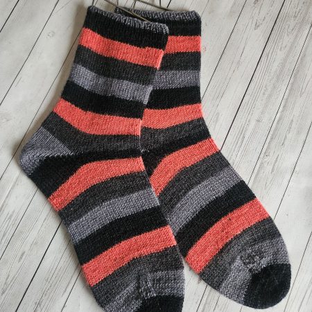 Handknitted socks. Womens size 6.