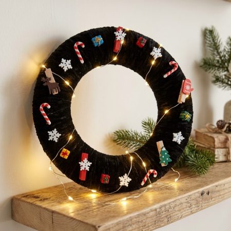 Black Yarn Wrapped Christmas Wreath 25cm Handmade Festive Decoration