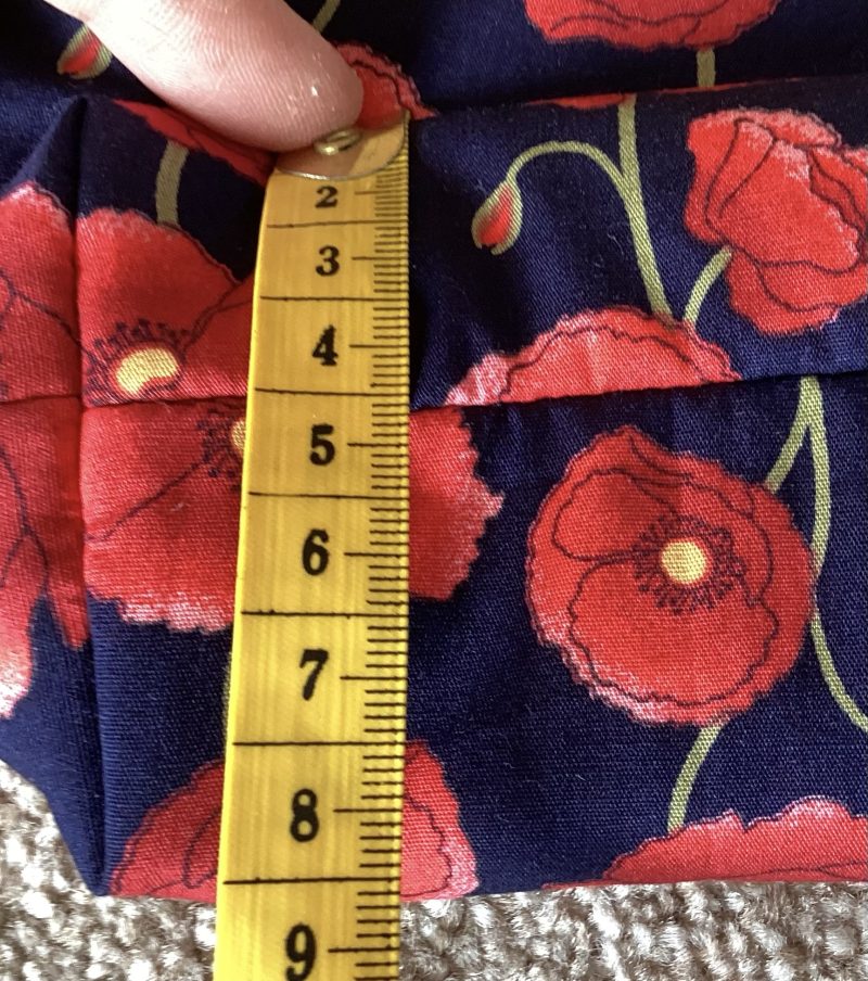 Gorgeous Navy/Red Poppy Floral Fabric Zipped Medium Make Up Bag/Cosmetic Pouch
