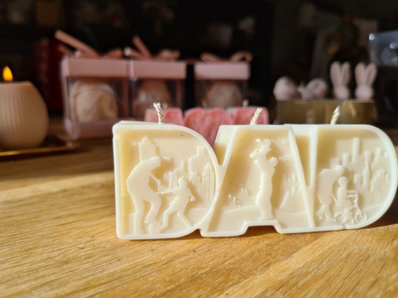 MUM & DAD Silhouette Candle | Heartfelt Family Gift