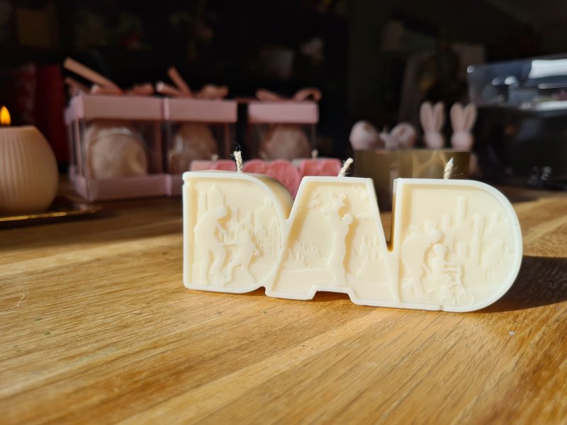 MUM & DAD Silhouette Candle | Heartfelt Family Gift