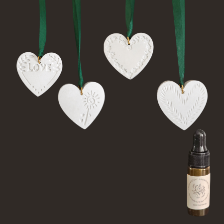 Botanical Love Heart Assorted Pack (Set of 4) & Pure Essential Oil