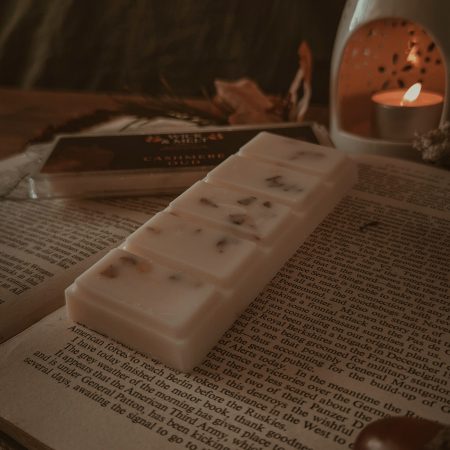 Cashmere Oud Wax Melts