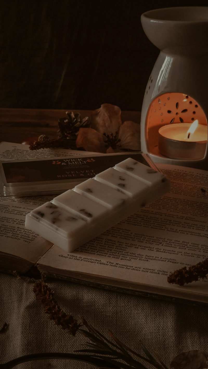 Velvet Rose & Oud Wax Melts