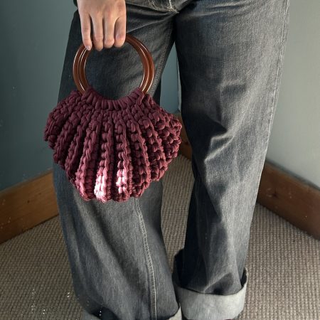 Chunky Crochet Shell Handbag – Handmade Maroon Burgundy T-Shirt Yarn Bag with Brown Round Handles