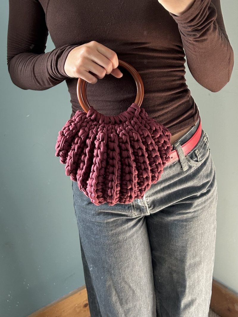 Chunky Crochet Shell Handbag – Handmade Maroon Burgundy T-Shirt Yarn Bag with Brown Round Handles