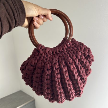 Chunky Crochet Shell Handbag – Handmade Maroon Burgundy T-Shirt Yarn Bag with Brown Round Handles