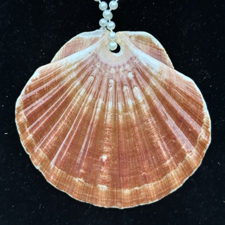 Christmas shell ornament, multicoloured decoupage resin