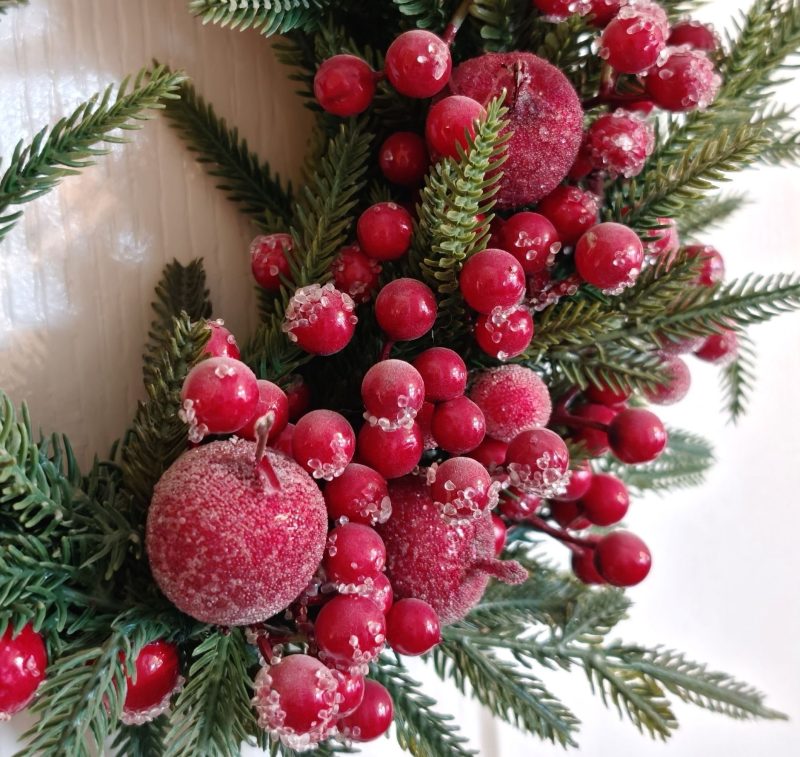 Sparkly Apples and Red Berries Small Winter Wreath