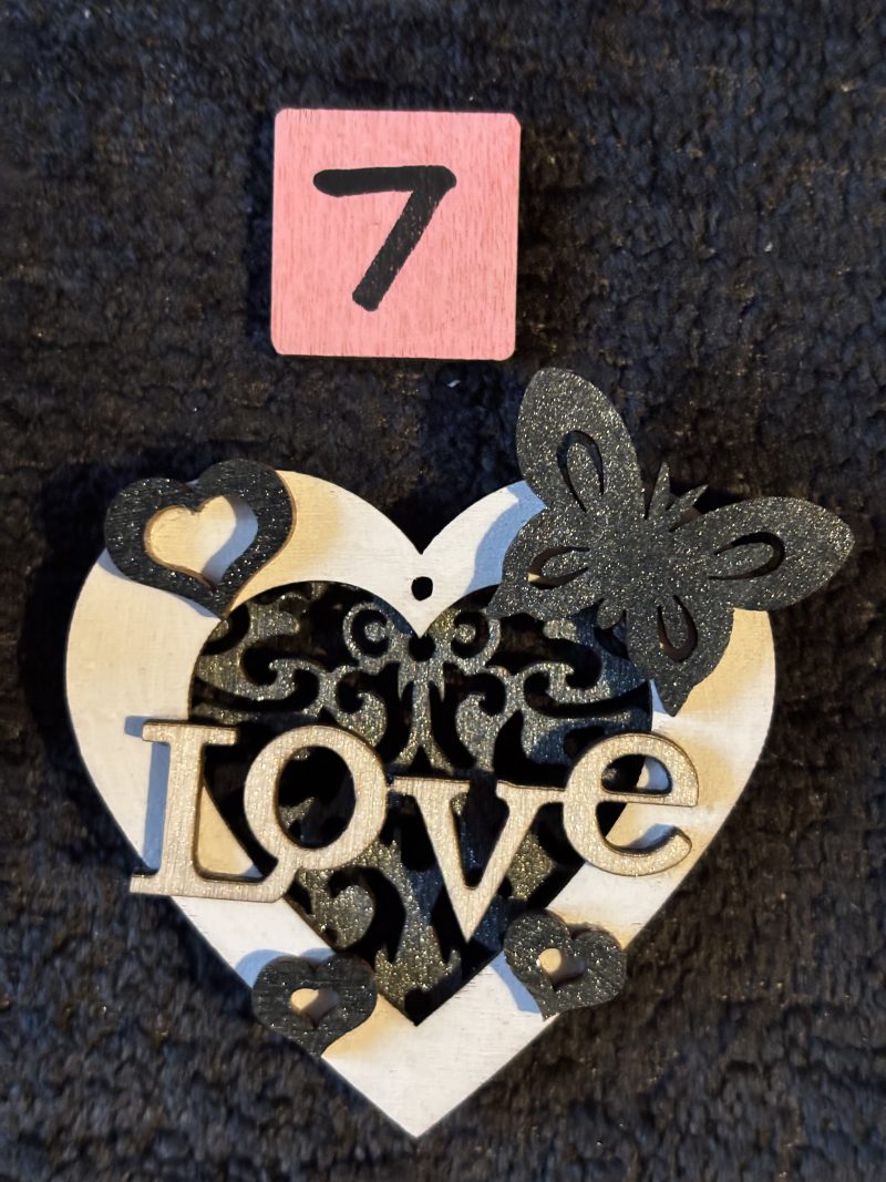 Magnetic Monochrome – Handmade Wooden Fridge Magnets (MULTIBUY BARGAIN!)