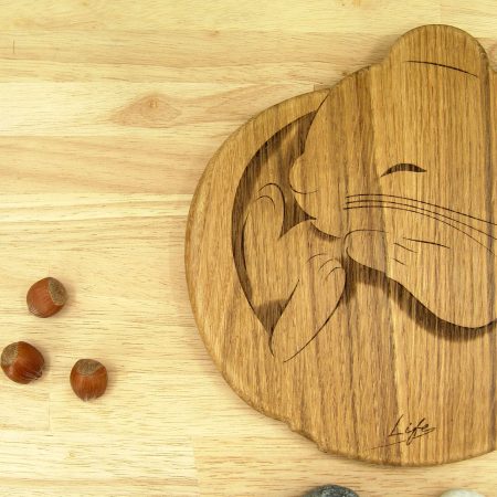 Mouse Chopping Board: Oak Sleepy Dormouse Cheese Board, UK Hand Made