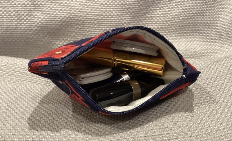 Small Navy/Red Poppy Fabric Zipped Lined Make Up Bag/Cosmetic Pouch/Coin Purse/Card Purse