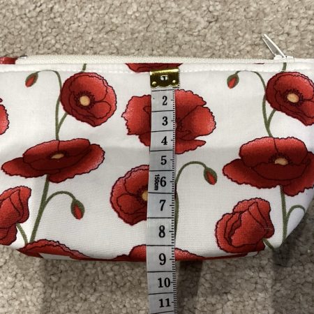 Small White/Red Poppy Fabric Zipped Lined Make Up Bag/Cosmetic Pouch/Coin Purse/Card Purse