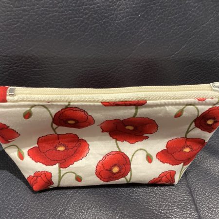 Small White/Red Poppy Fabric Zipped Lined Make Up Bag/Cosmetic Pouch/Coin Purse/Card Purse