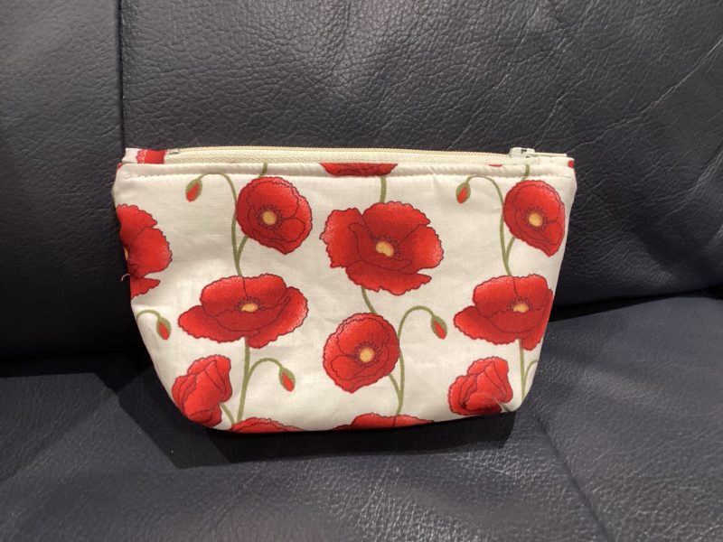 Small White/Red Poppy Fabric Zipped Lined Make Up Bag/Cosmetic Pouch/Coin Purse/Card Purse