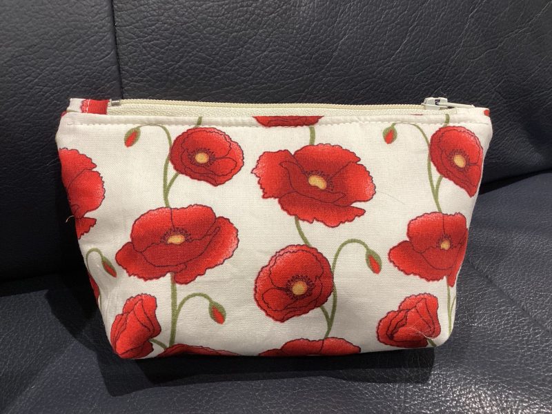 Small White/Red Poppy Fabric Zipped Lined Make Up Bag/Cosmetic Pouch/Coin Purse/Card Purse